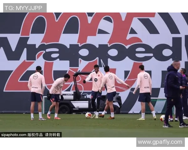 恩里克执教巴萨的情感纽带与战术革新之路