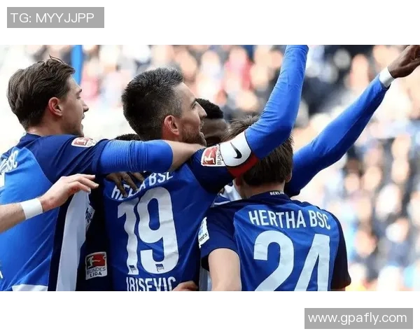 弗赖堡压哨绝杀柏林赫塔，喜迎近期首胜！