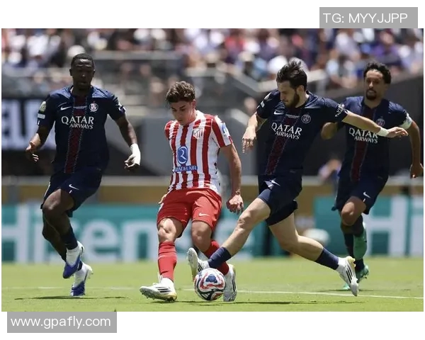 马德里竞技宣布法国后卫阿方索加盟球队：新防线核心即将登场